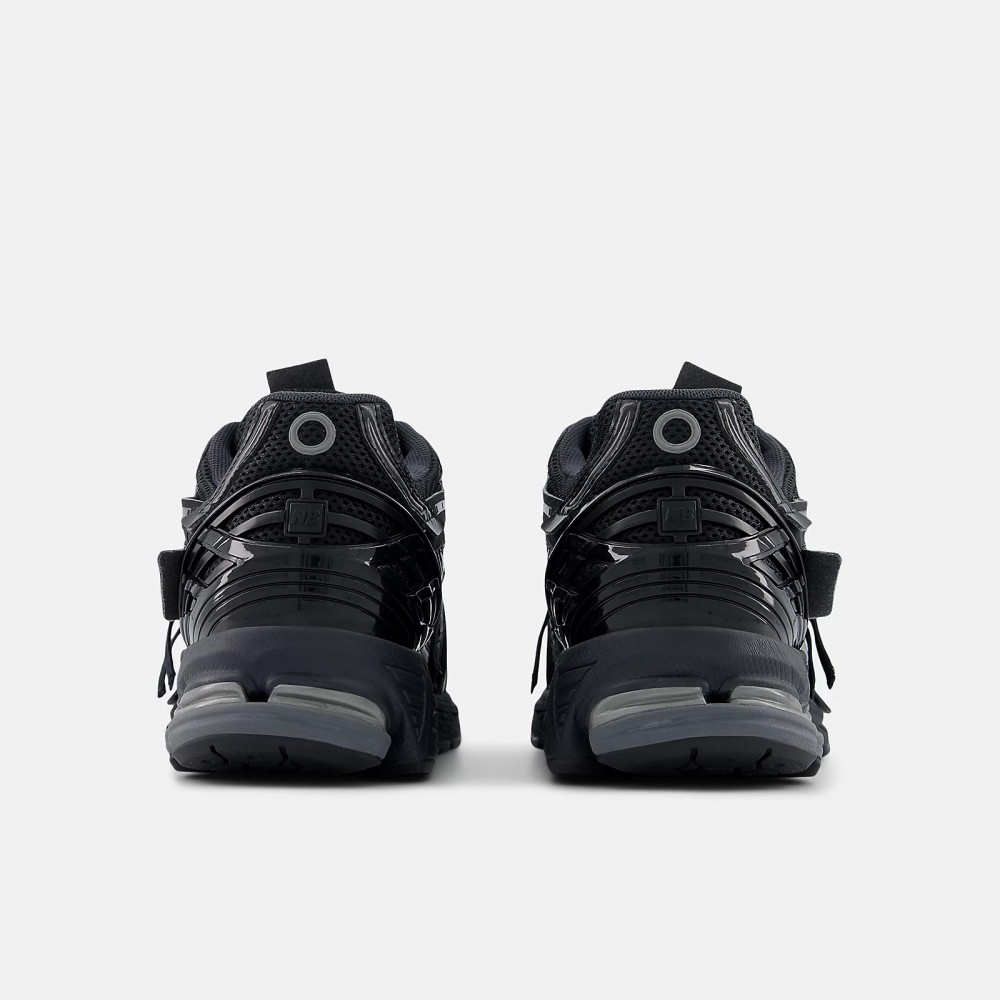 NEW BALANCE 1906A REFINED FUTURE BLACK