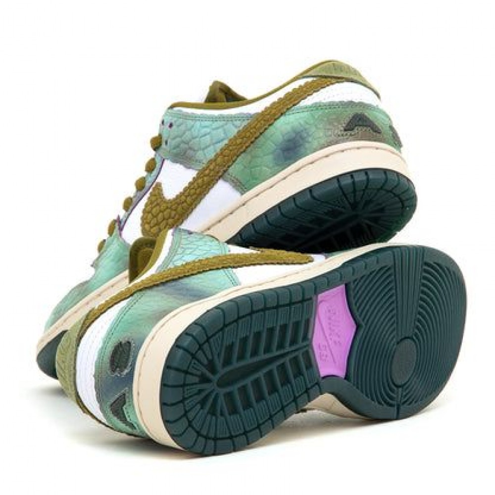 Nike SB Dunk Low Pro x Alexis Sablone Chameleon