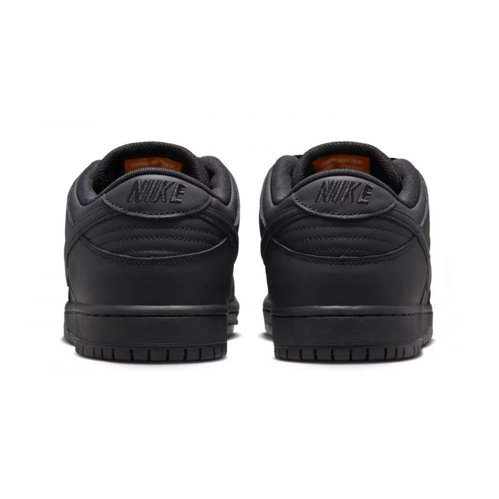 NIKE SB DUNK LOW PRO TRIPLE BLACK